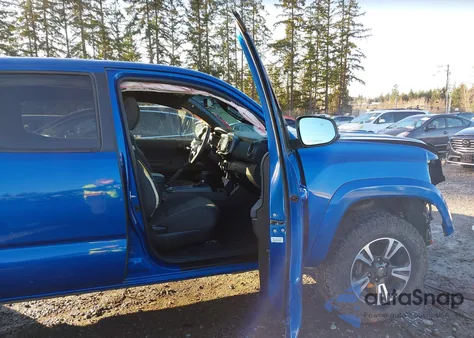 2017 Toyota Tacoma Trd Sport z USA, uszkodzony, nr VIN 3TMDZ5BN7HM029792